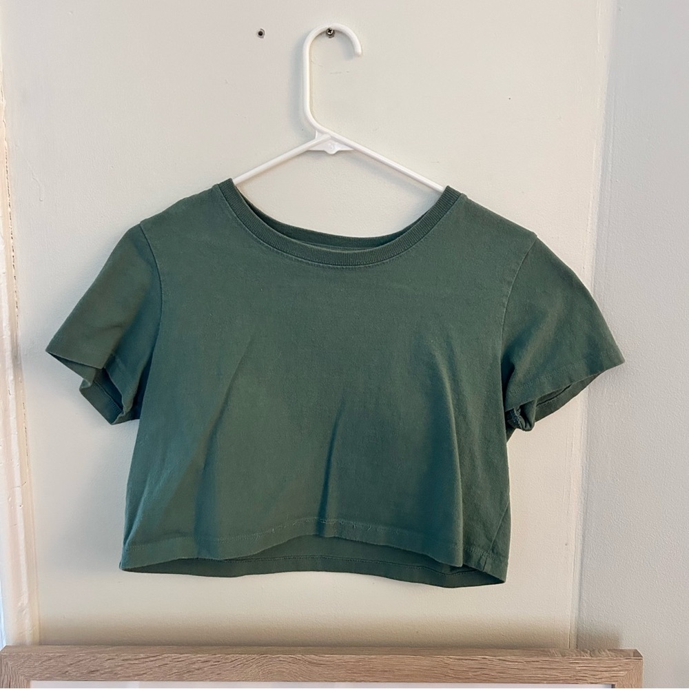 Urban Outfitters cropped green tee